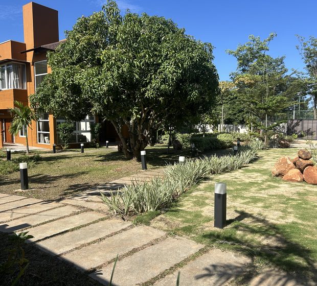 Mango Villa